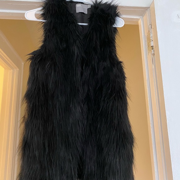 ASOS Black Vest Fur Size 0 - Picture 3 of 3
